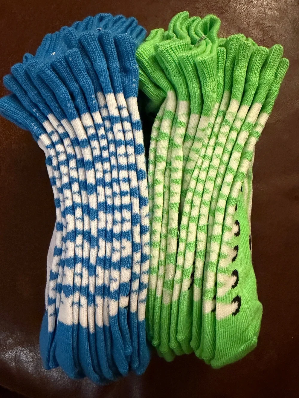 Kids Low-Cut Novelty Sneaker Socks - Blue & Green